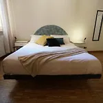 Romeohouse Central With Wifi