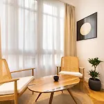 Spacious Apartment Vicolo