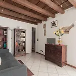Casa Puccio Arena
