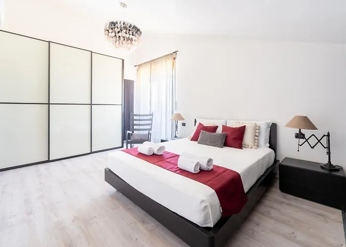 Attico Mirage