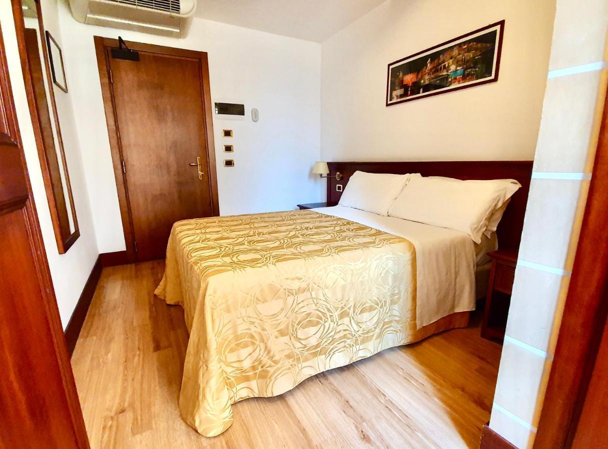 Hotel Aurora