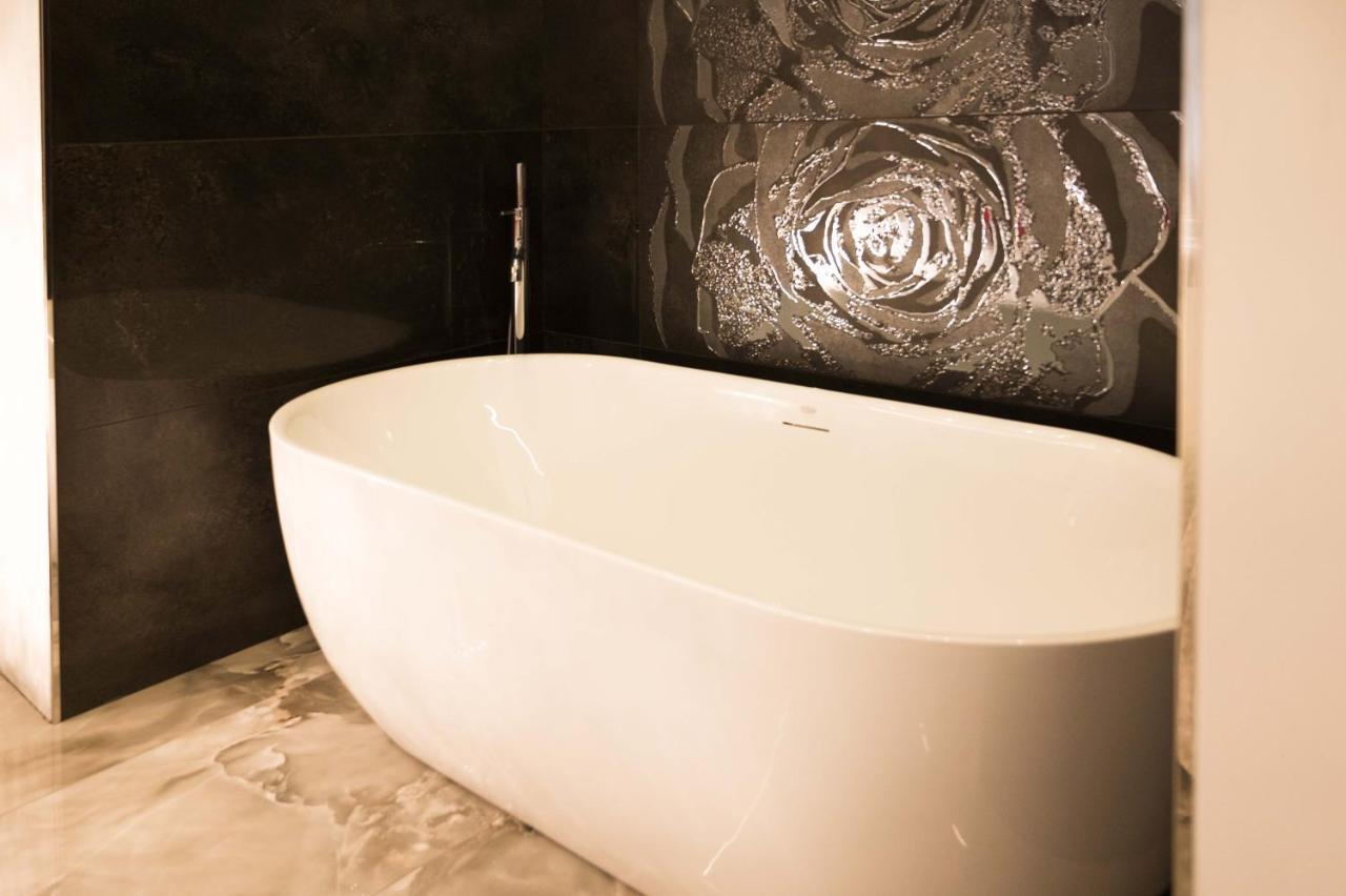Apartamento Vip Verona Luxury Apartment *