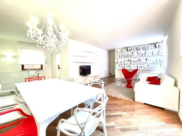 Appartement Domus - Ampia Moderna Casa Su 2 Piani Nel Cuore Di