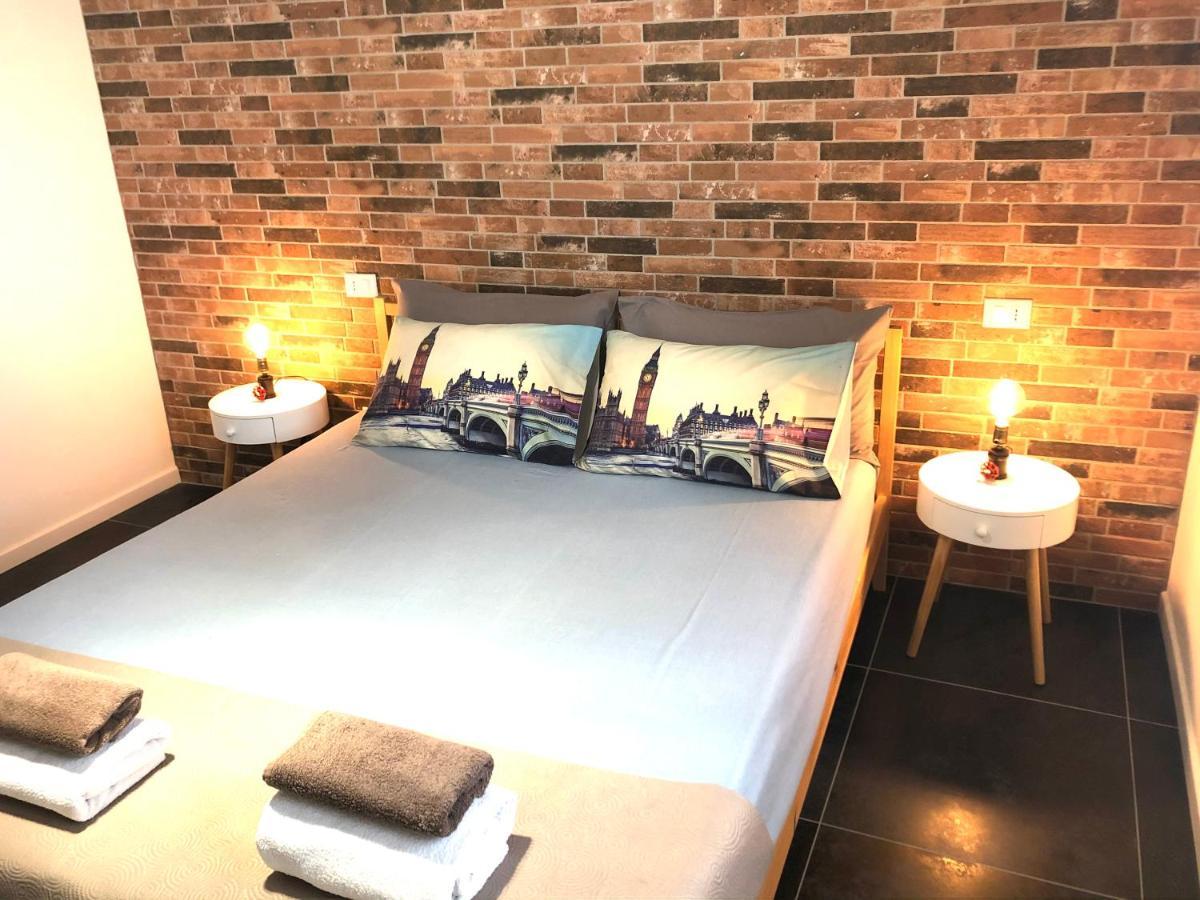 Apartment Blaxej, Nel Cuore Di Verona, Moderno Ed Elegante, 4 Posti Letto, Wi-fi, Self Check In *