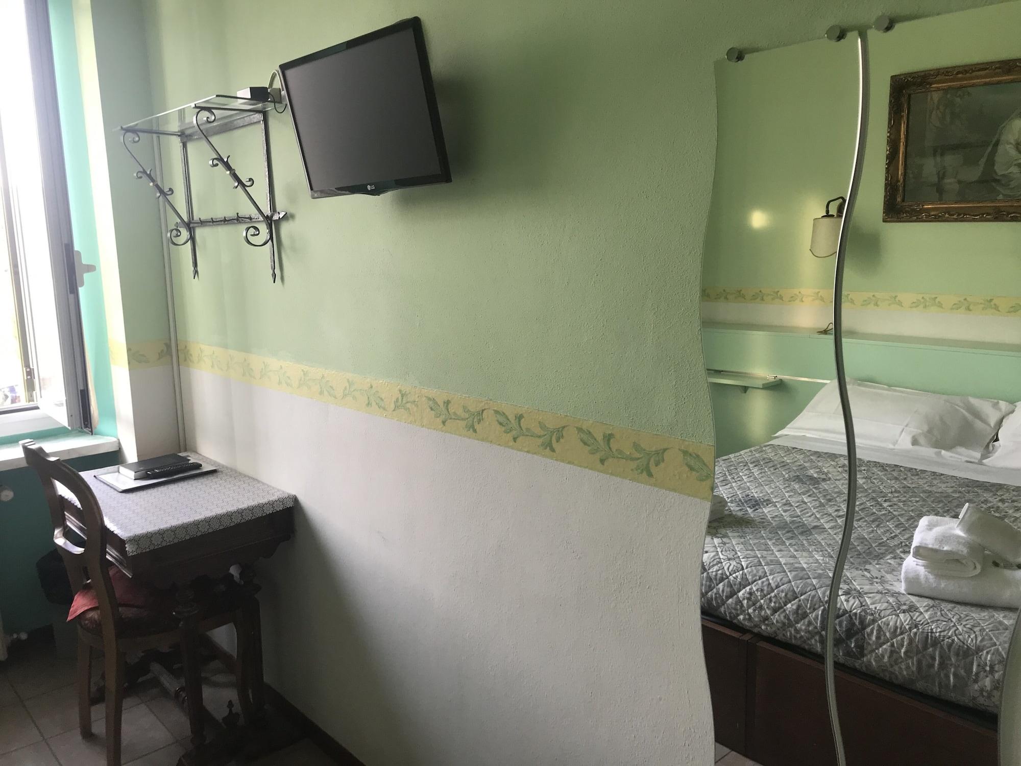 Ad Centrum Di Fraccaroli Fabio 2*
