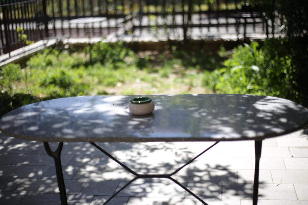 Appartamento With Lovely Garden