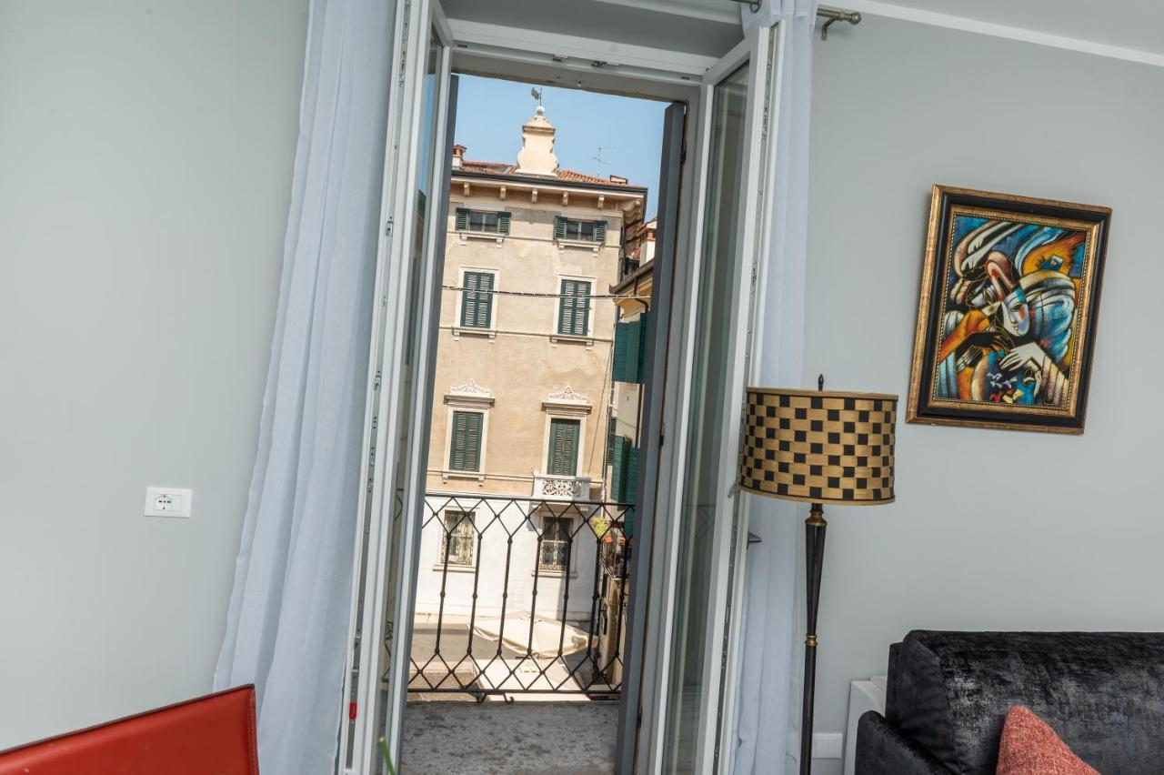 Brand New Flat In The Heart Of Appartement Vérone