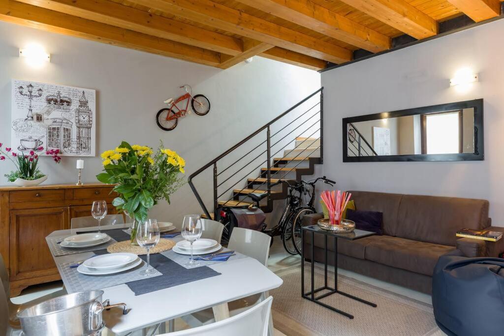 ***penthouse 4 Min To Arena Inside Fortress ! *