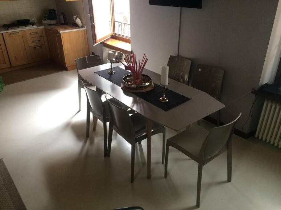 ***penthouse 4 Min To Arena Inside Fortress ! Apartment Verona