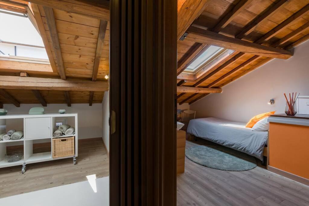 ***penthouse 4 Min To Arena Inside Fortress ! * Verona