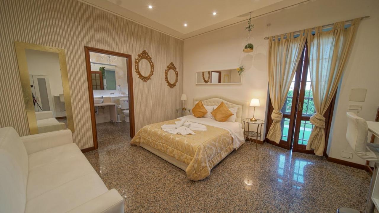Pensión Vitti's 3*
