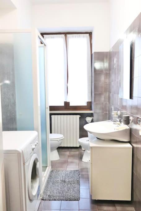 Chic And Comfortable In Apartamento *