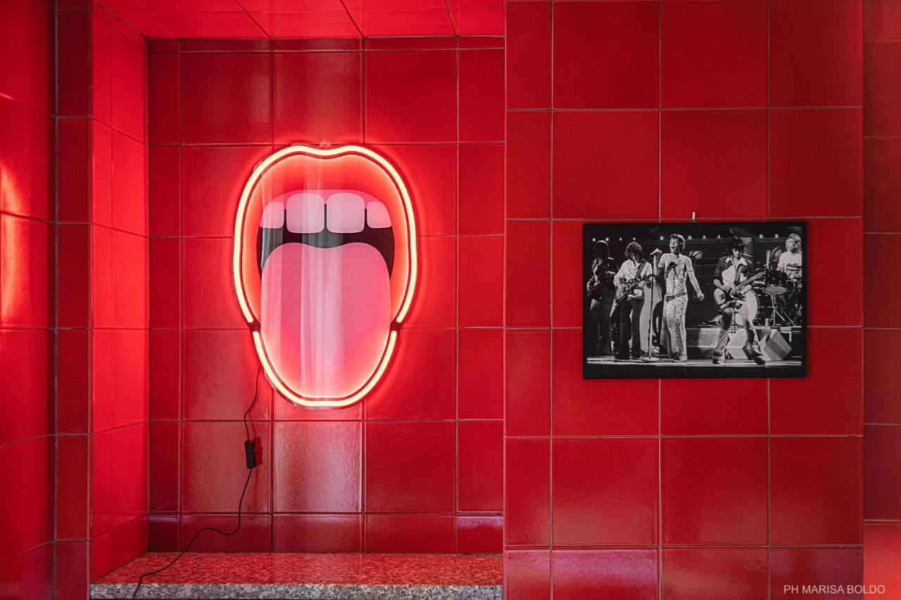 Billie's Flat Red Apartment Verona