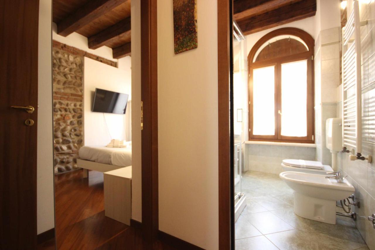 Vr Casa Di Mezzo Apartment Verona