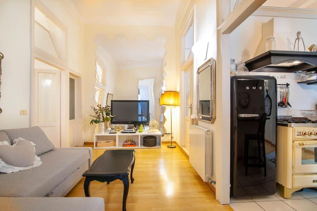 Apartment Piazza Delle Erbe Luxury House