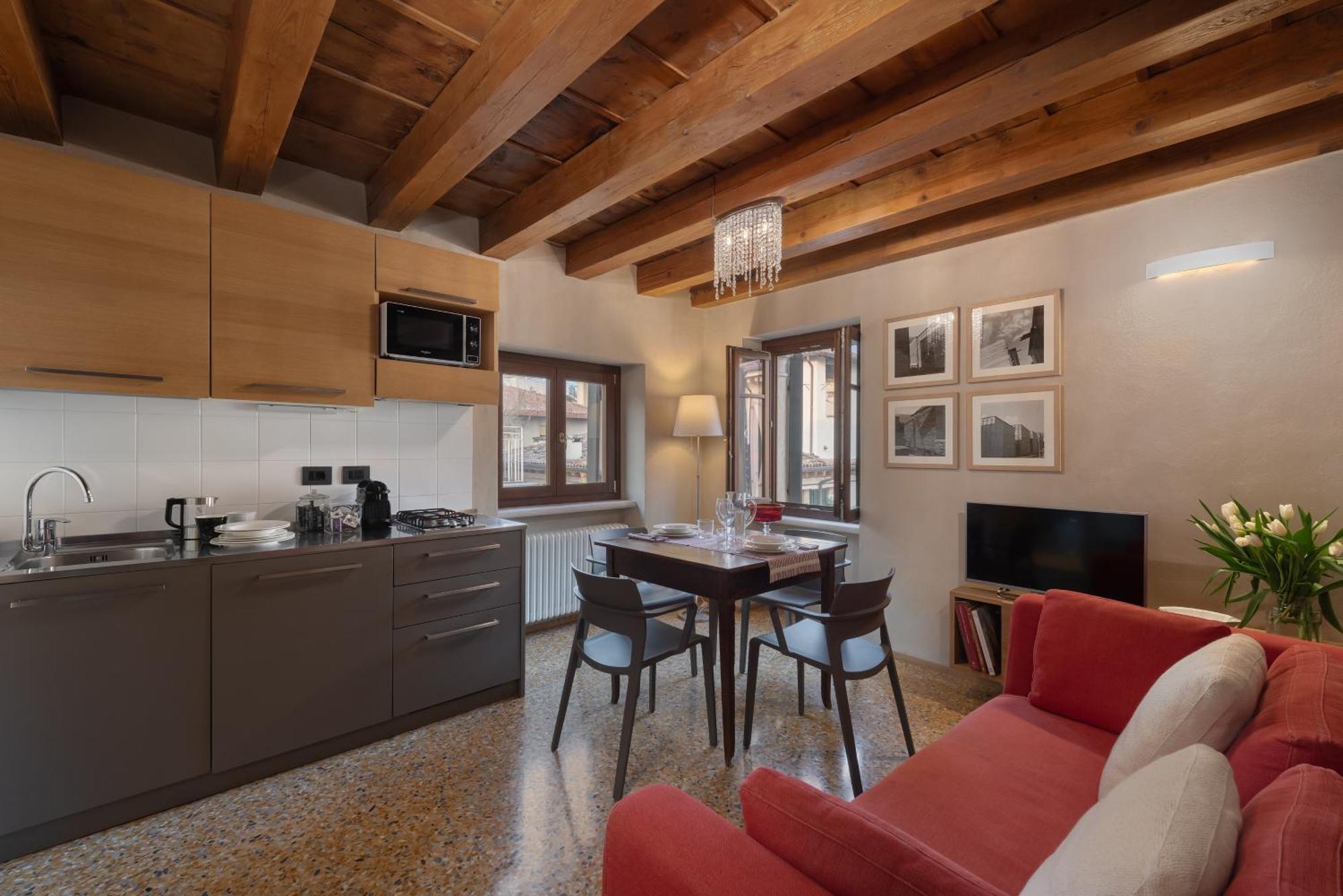 Residenza Roccamaggiore Appartamento Verona