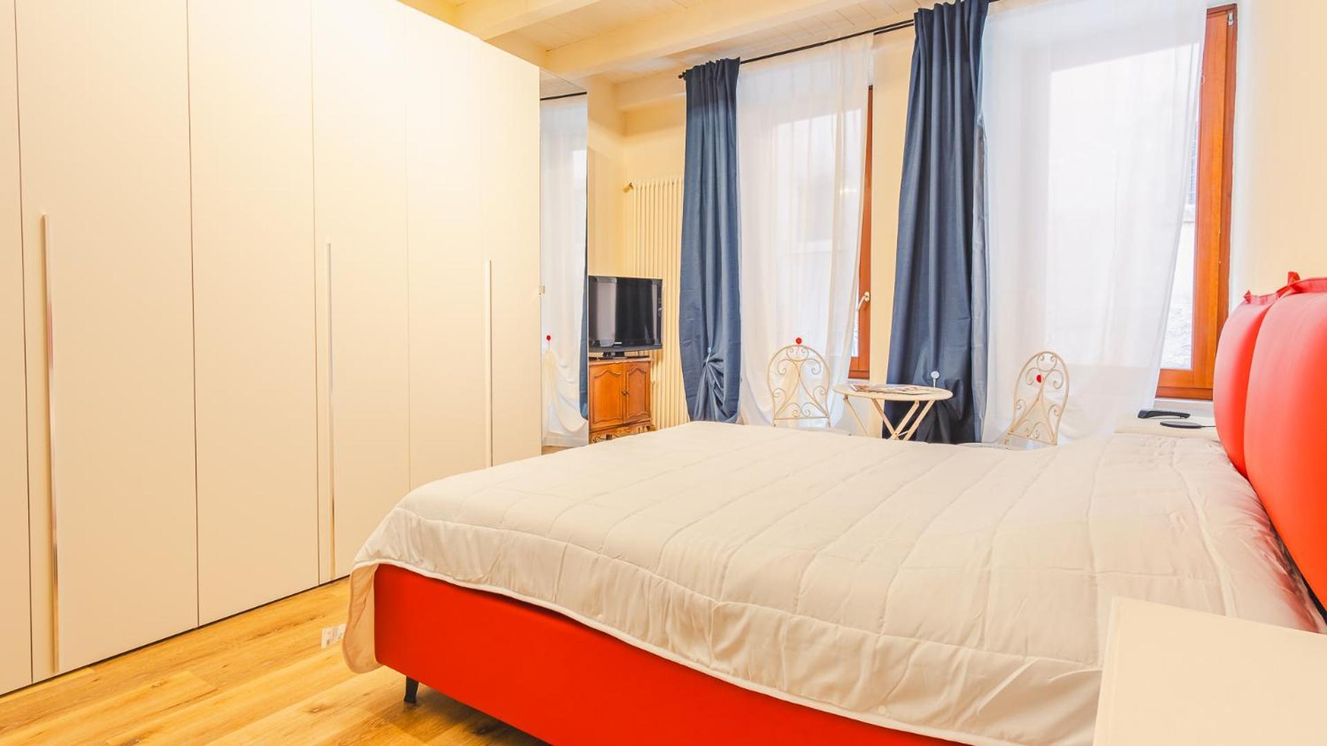 Domus Le Mura - Italian Homing Apartamento Verona
