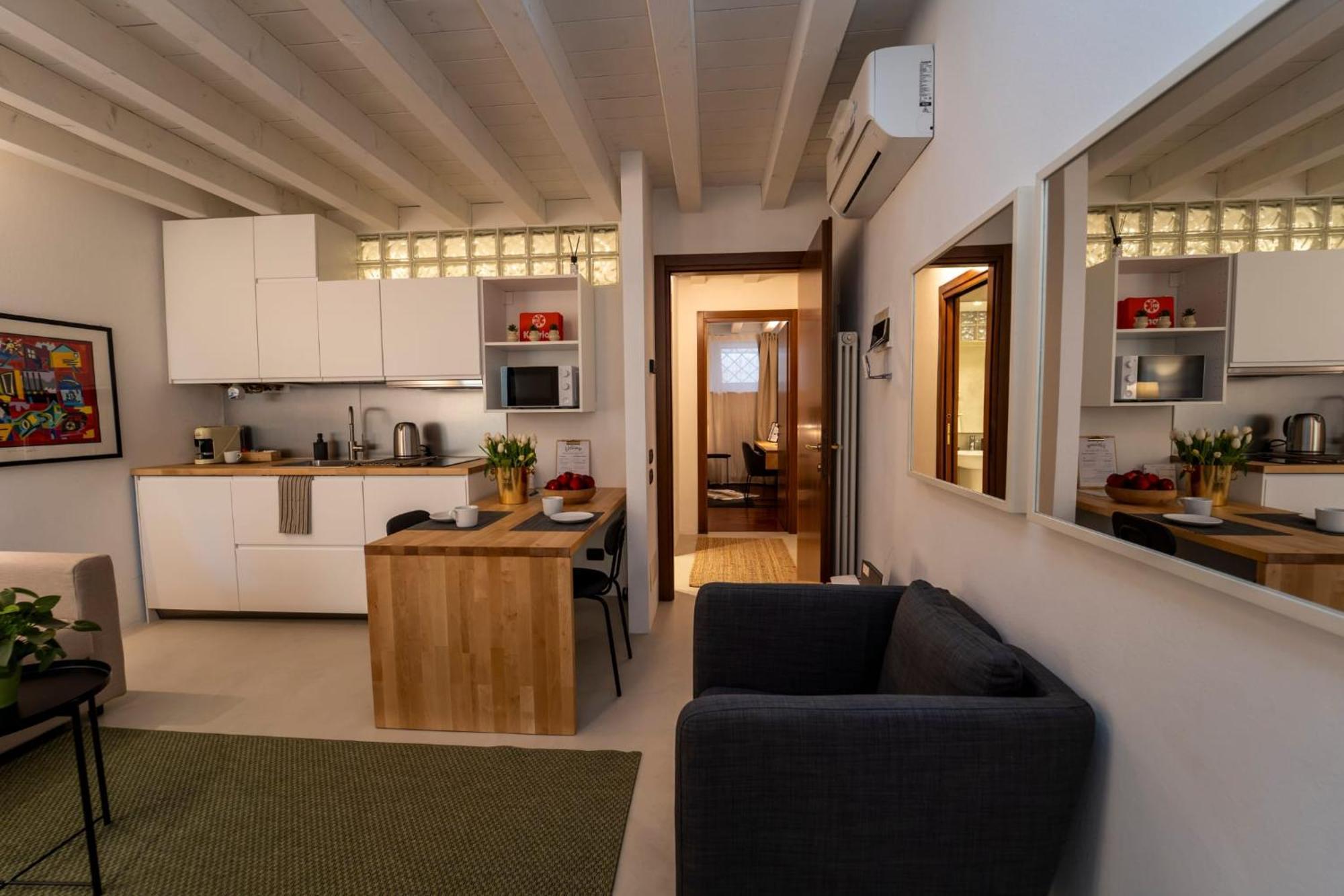 Appartement Maison Ristori 8 *