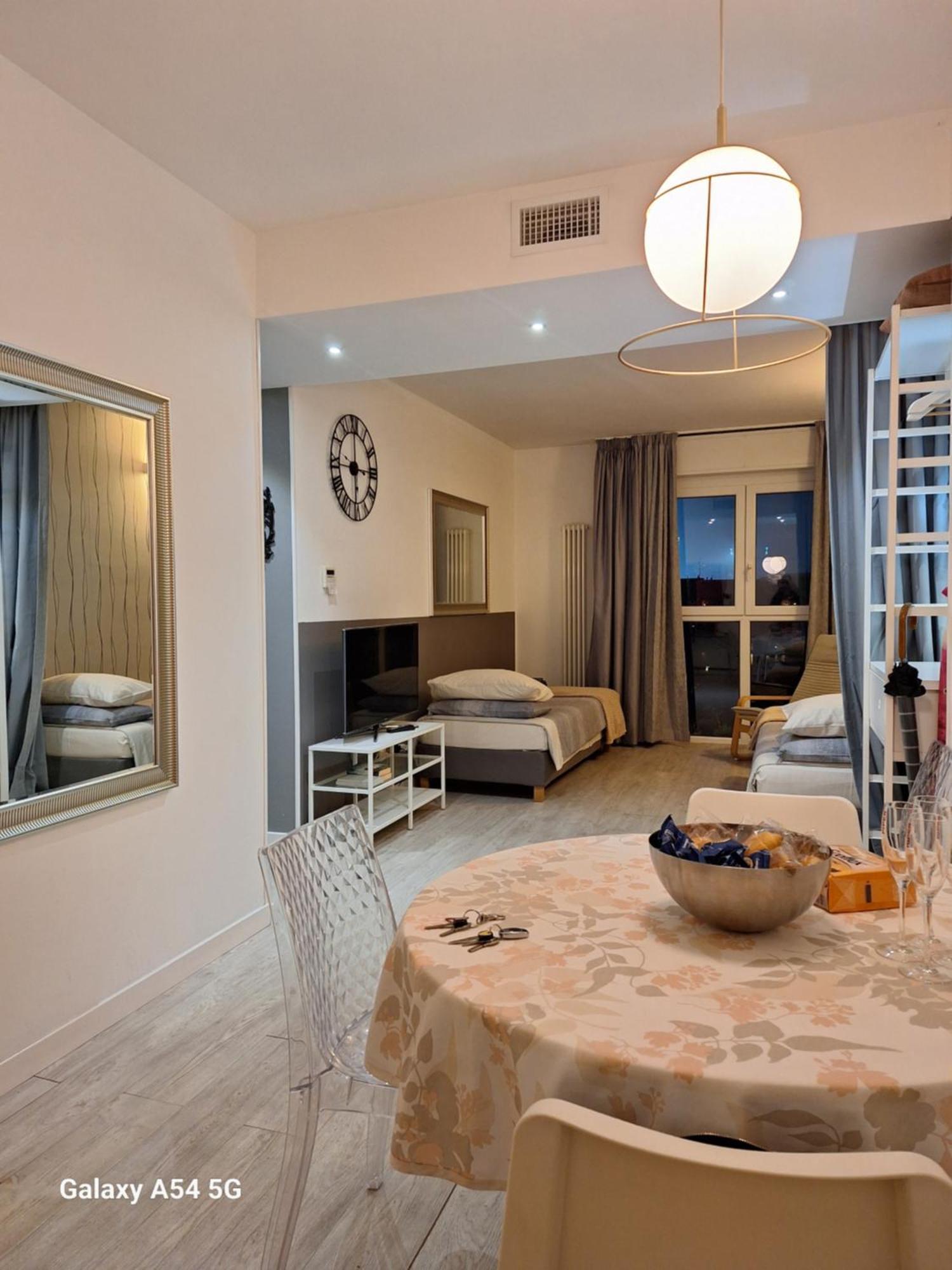 Adam Apartamento *