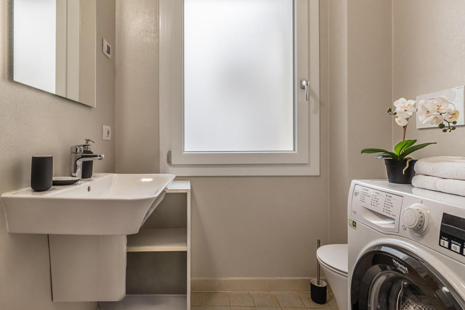 Aparthotel Veronetta Stunning Rooftop With Lift Verona