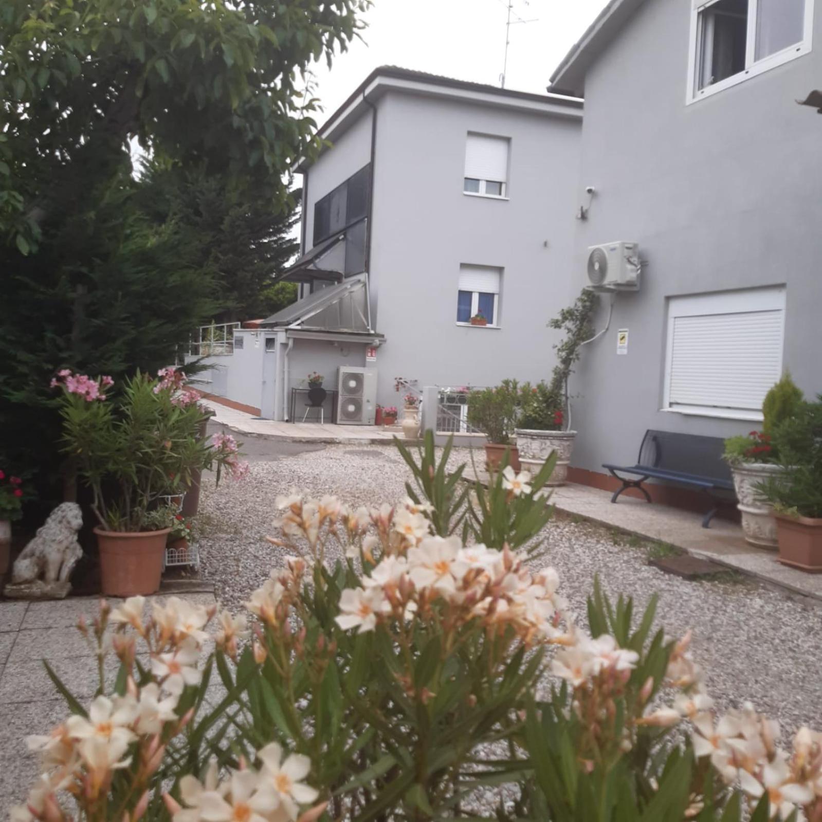Appartamenti Le Dimore 2 Aparthotel