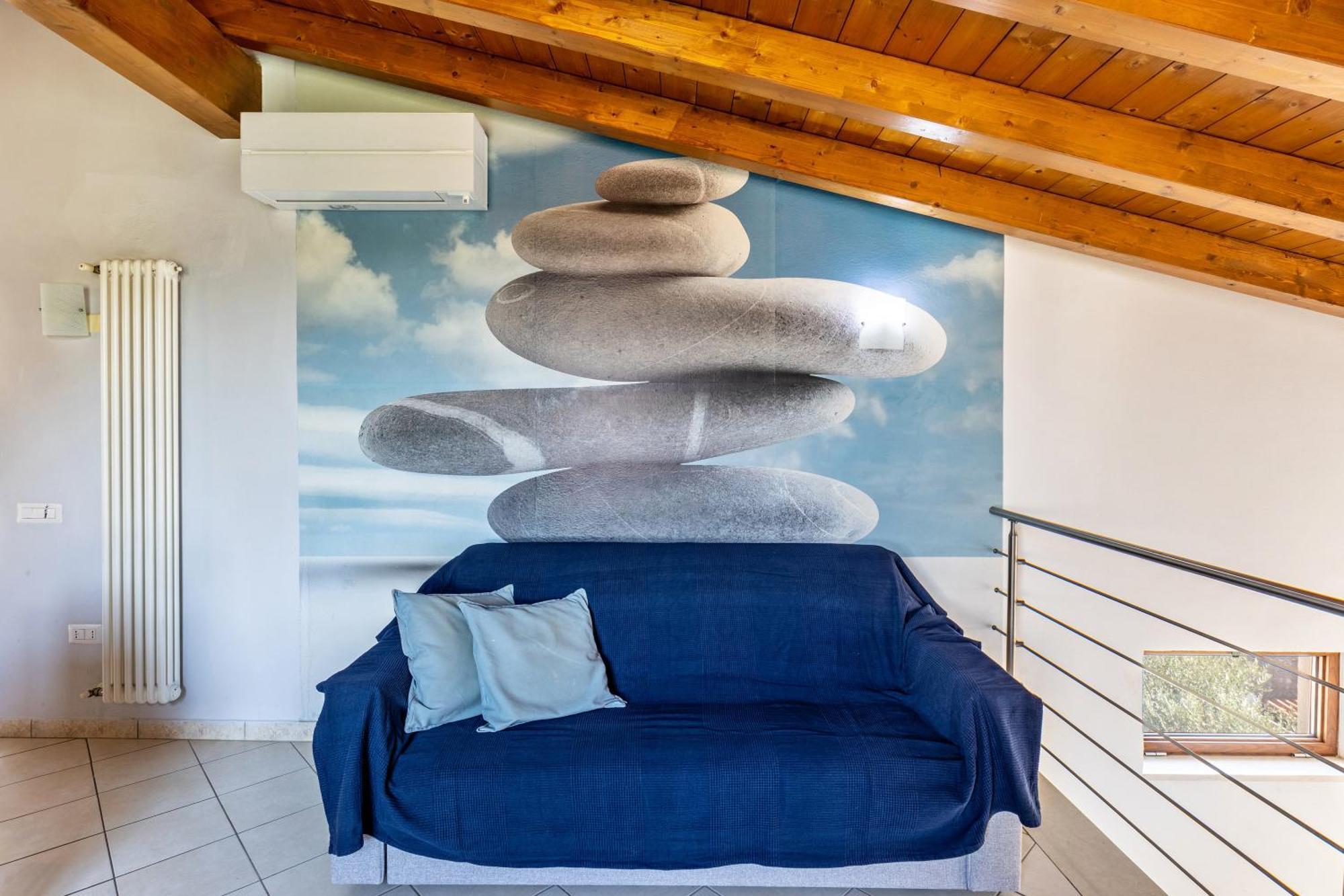 House Apartment *