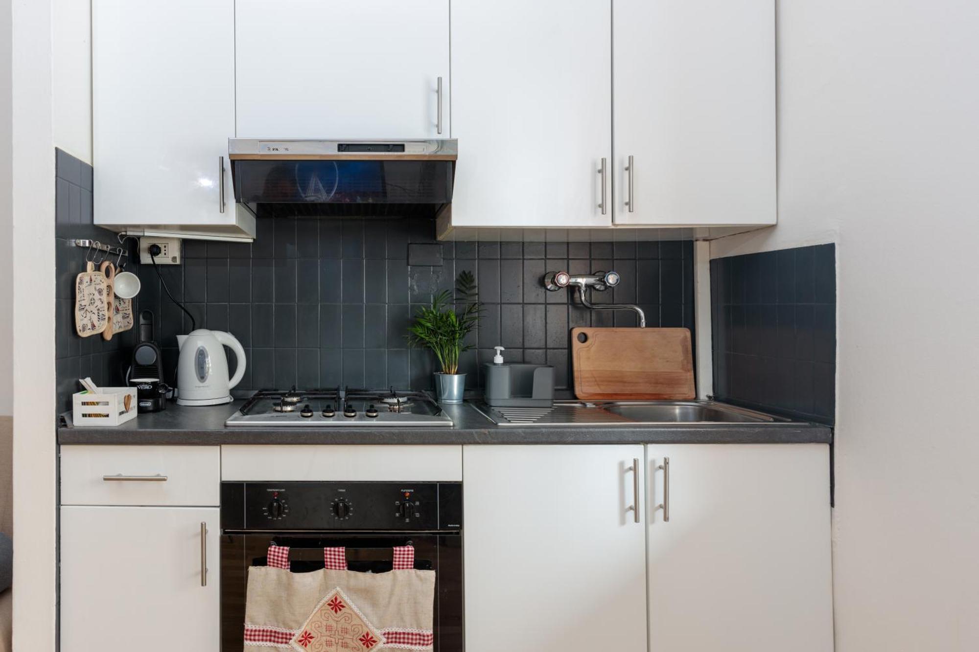 Apartment Welcome To • Lotus • *