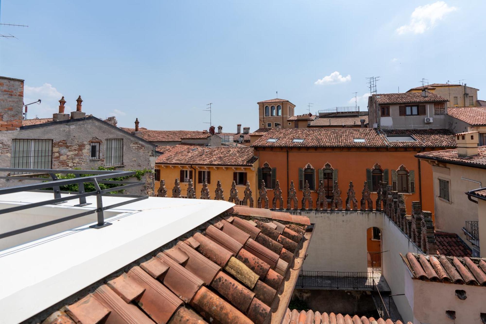 Appart hôtel Palazzo Delle Guglie By Postcardsfrom