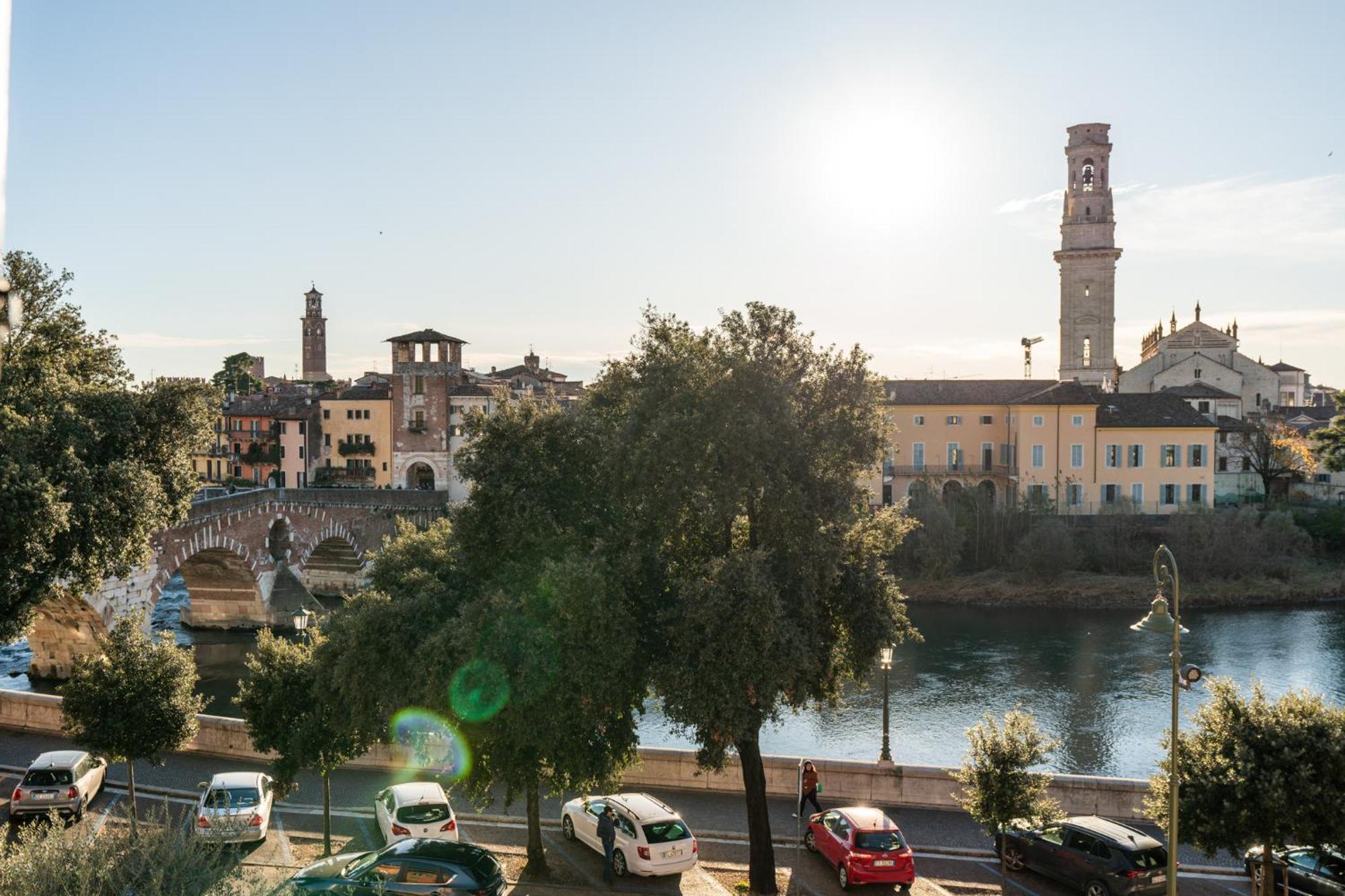 La Finestra Sul Ponte By Postcardsfrom Vérone