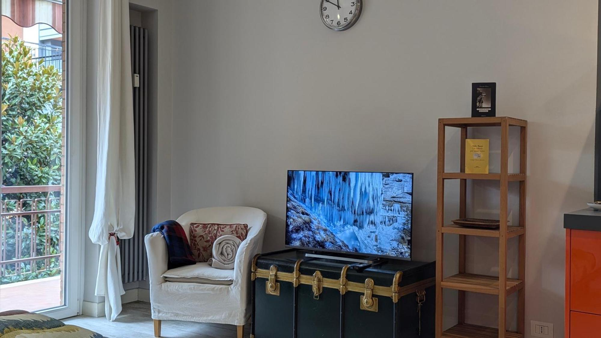 Artist House, Design And *