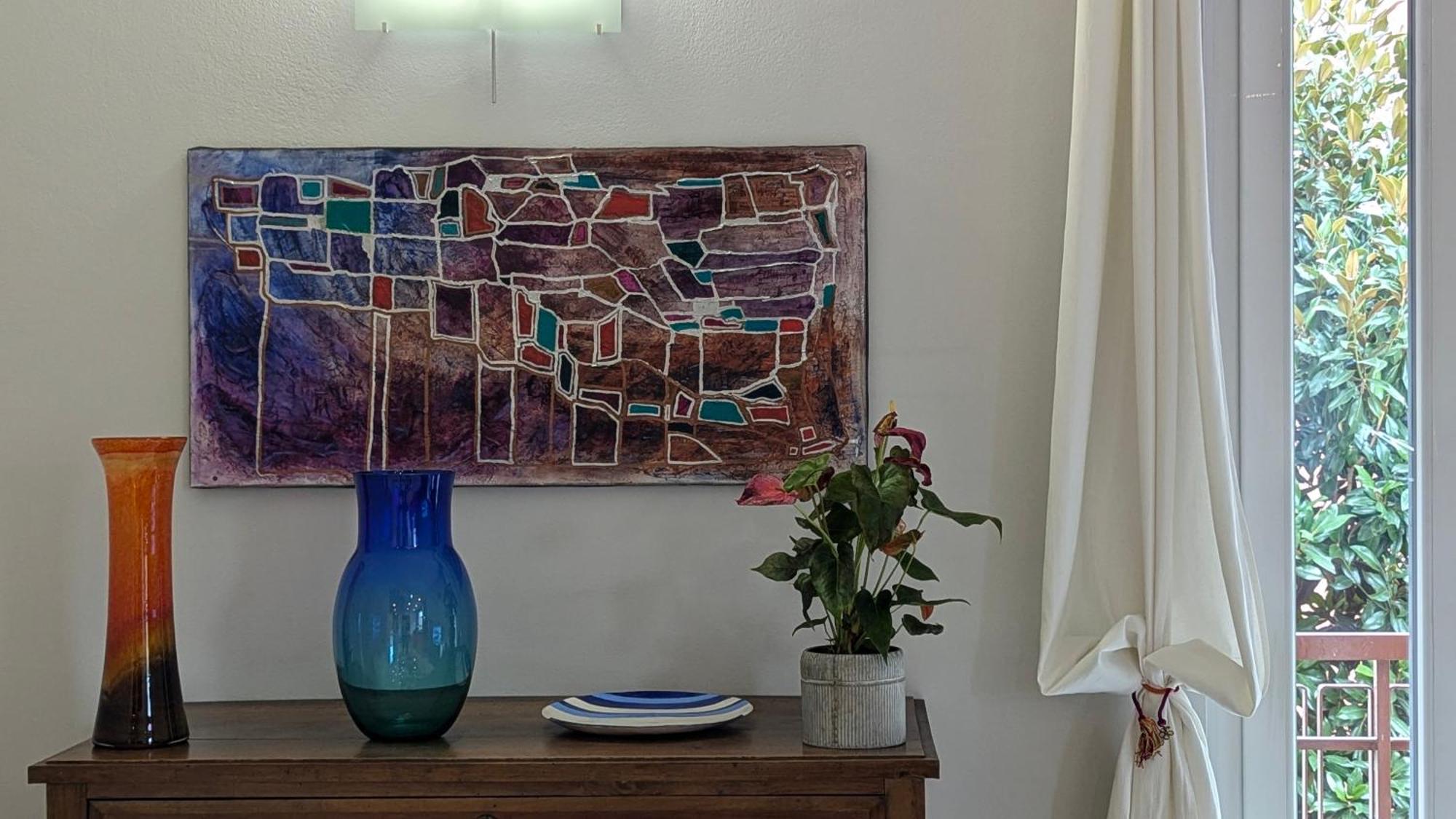 Artist House, Design And *