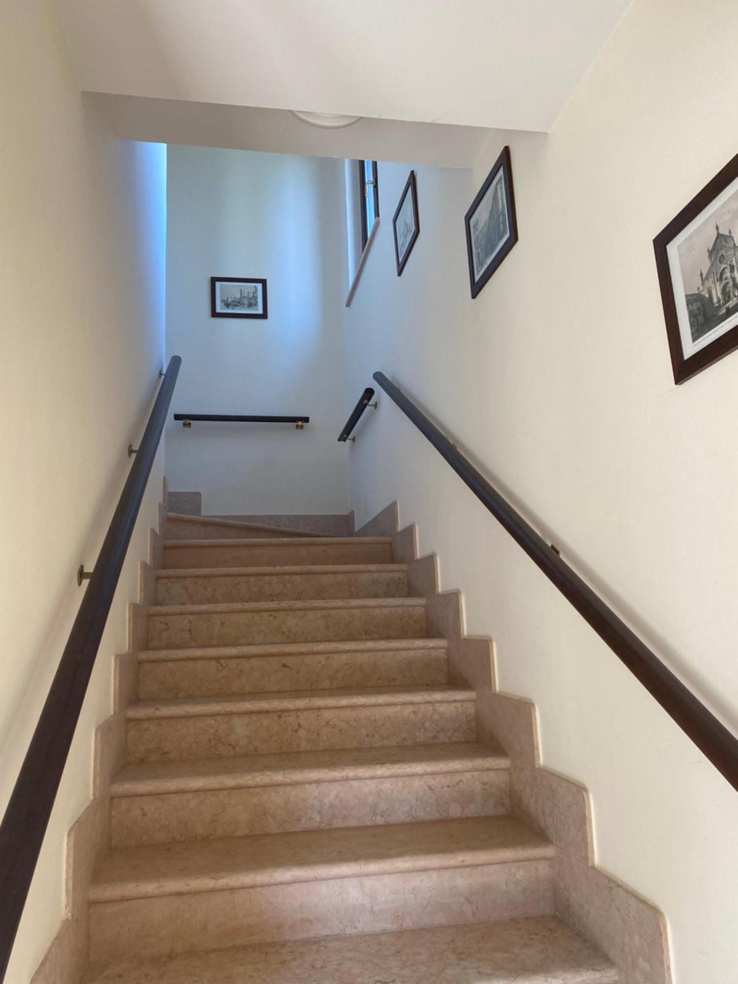 Appartamento Residenza Cipressi E Olivi Verona