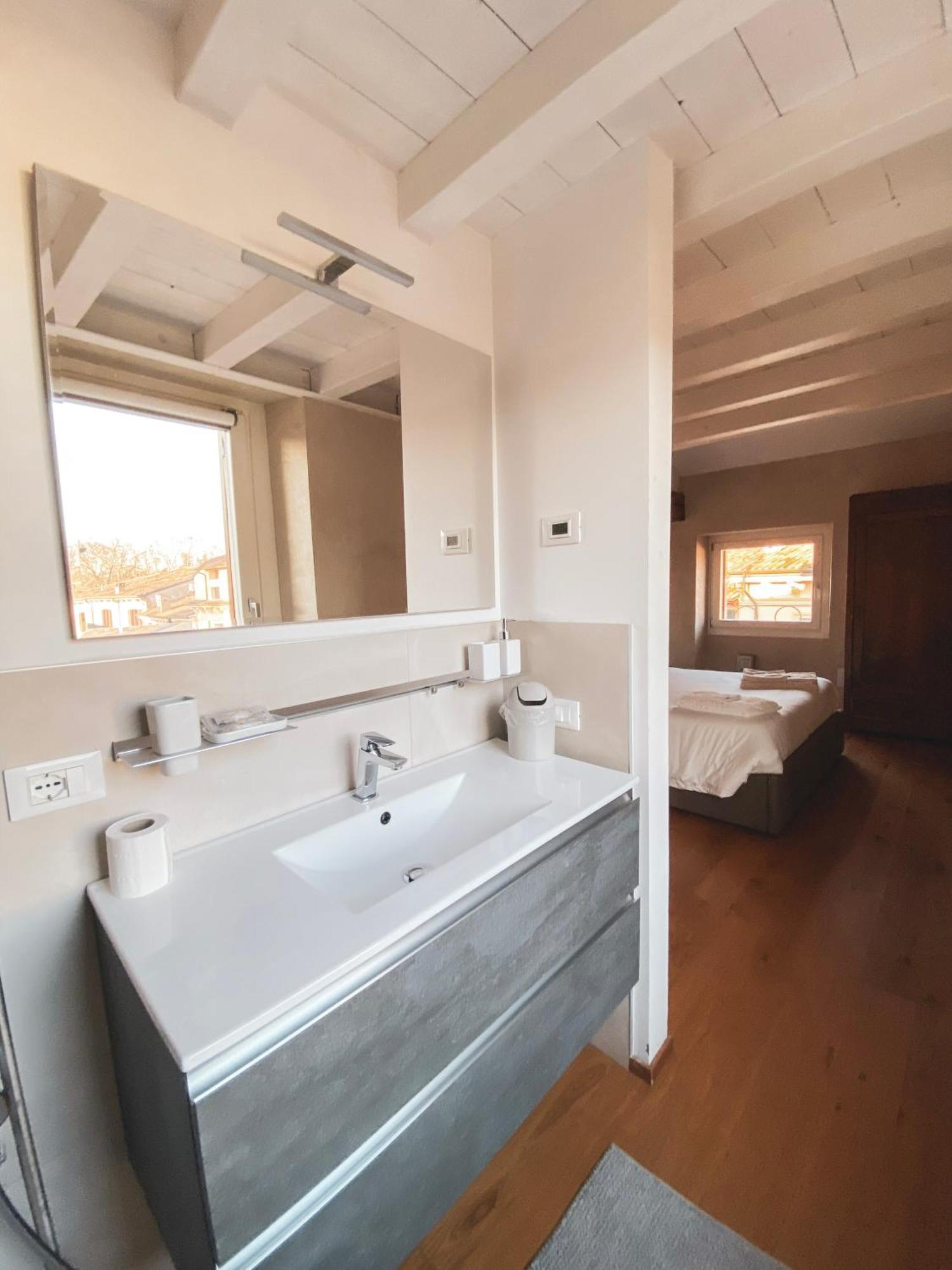 Apartment Ponte Pietra Luxury In