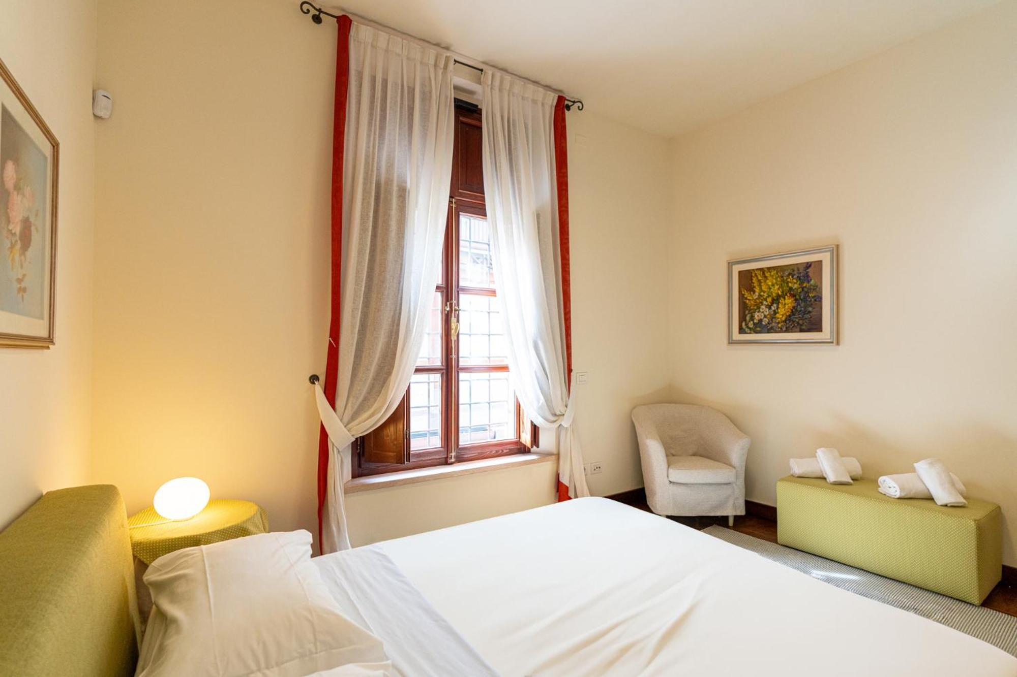Domus - Palazzo Lugo Apartamento