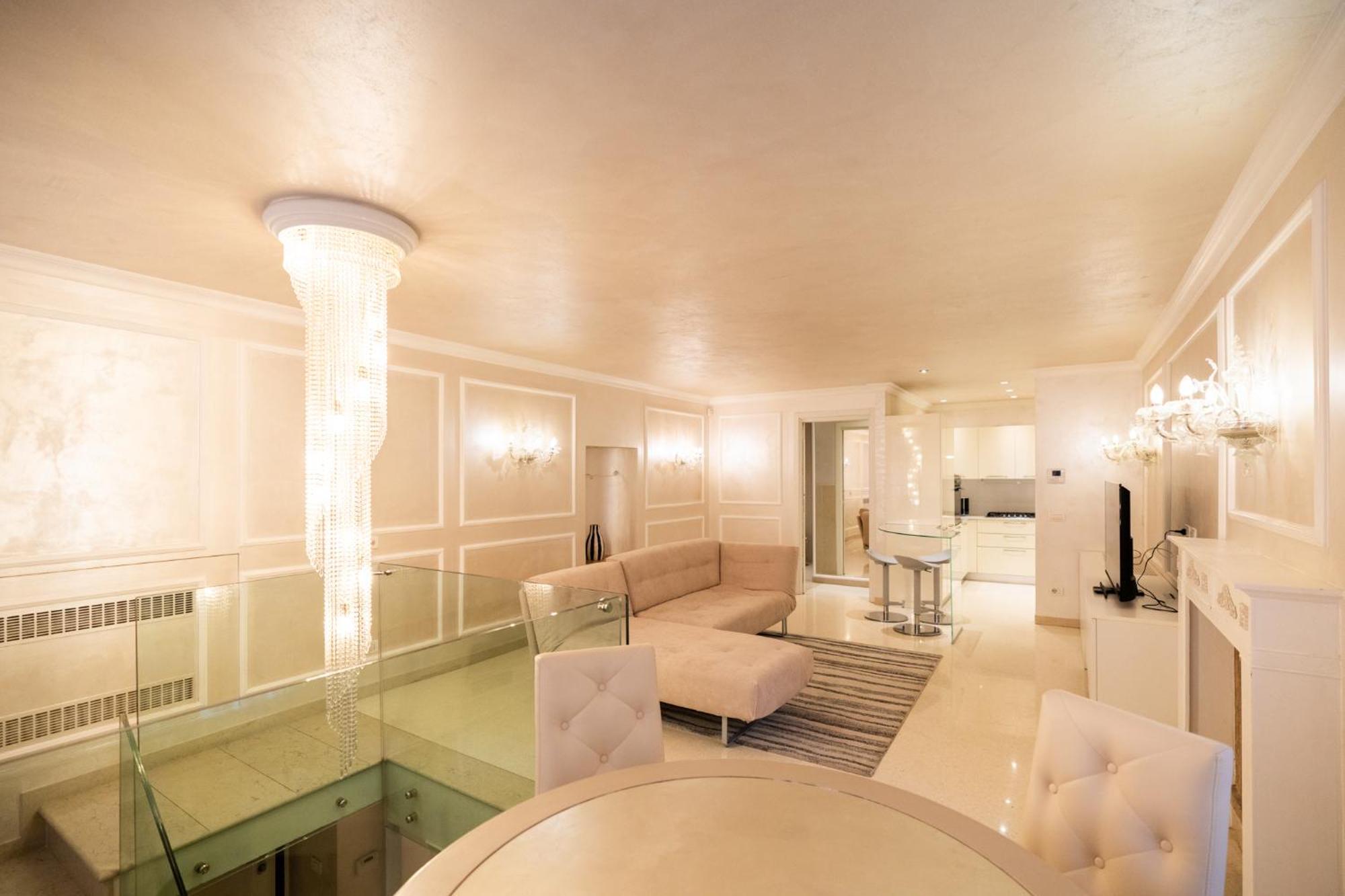 Domus - Palazzo Lugo Apartamento *