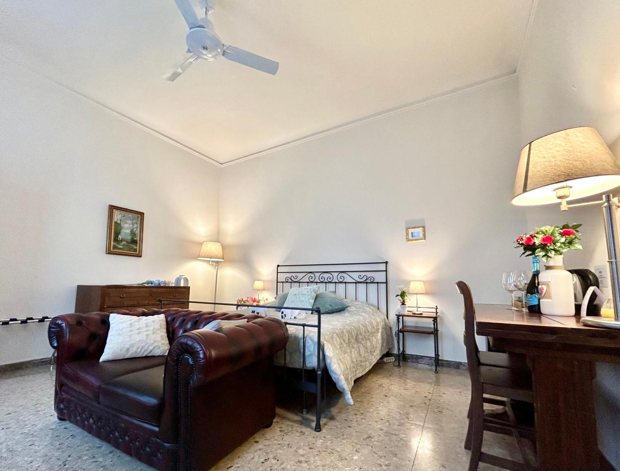 Elle Palace - Simply Elegant * Verona