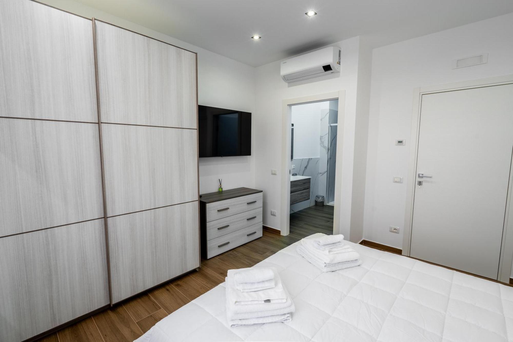 One Fiera With Private Bathroom *
