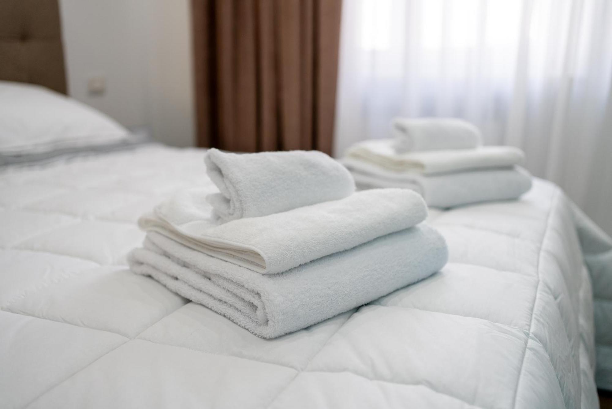 One Fiera With Private Bathroom Verona