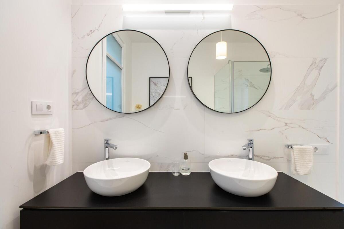 Spacious Vicolo Apartment
