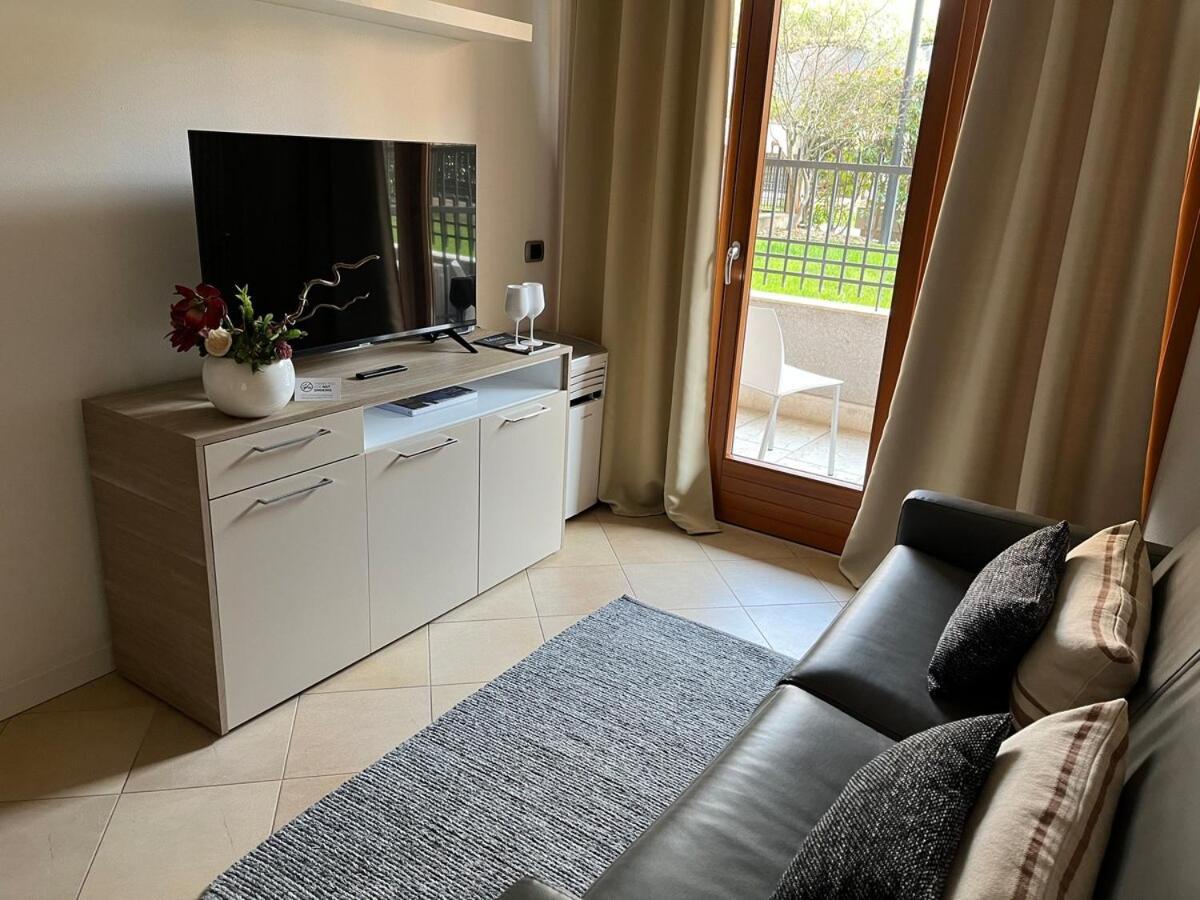 Ponte Pietra In 600 Meters! In Apartment Verona