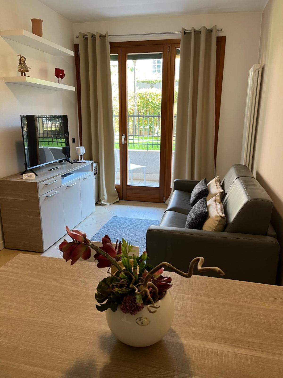 Apartment Ponte Pietra In 600 Meters! In *