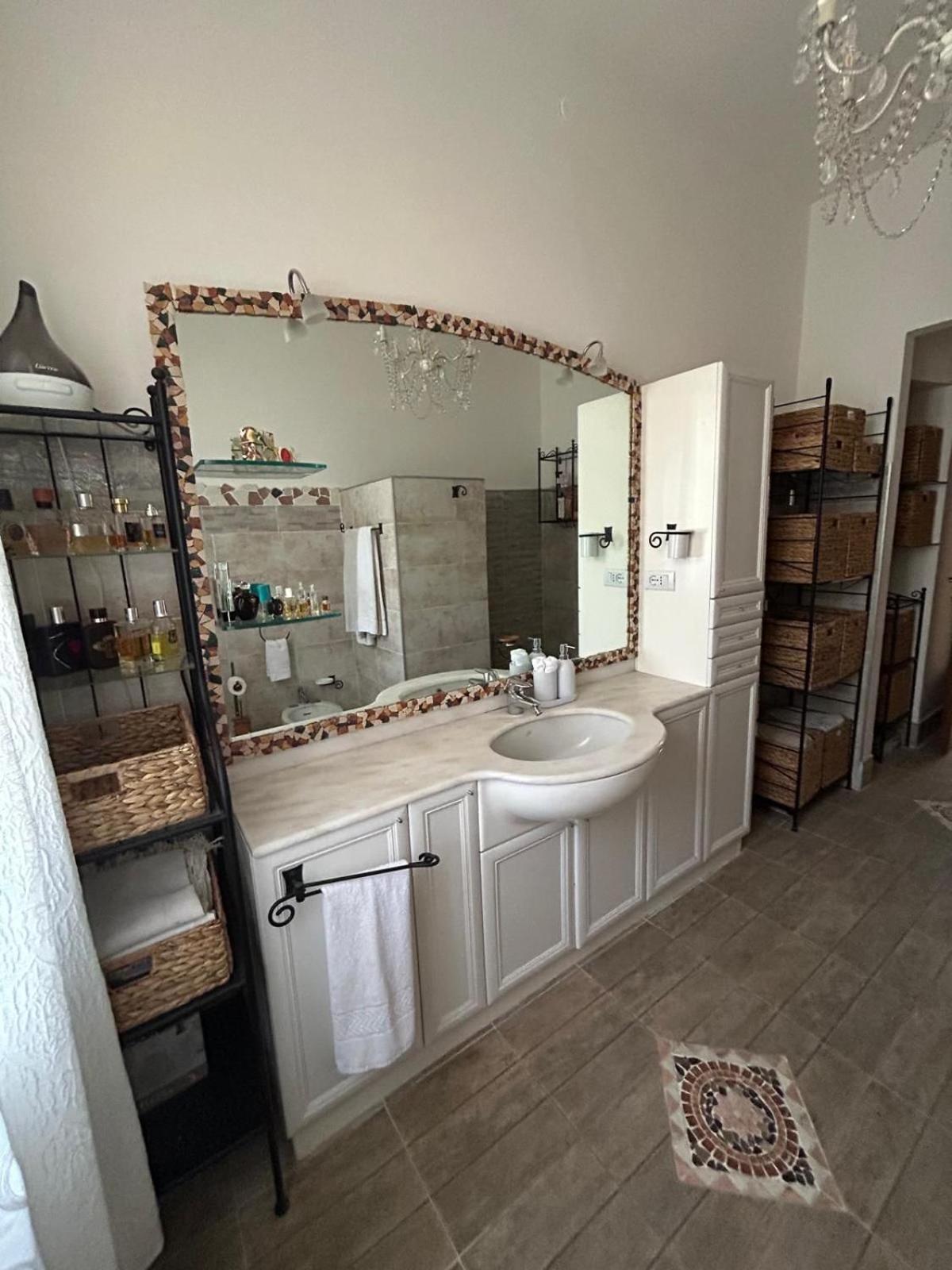 Venetian Style In Apartment