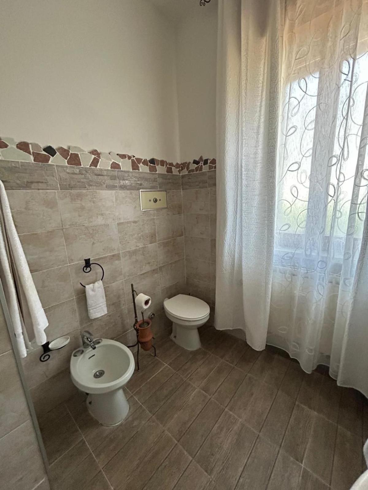 Venetian Style In *