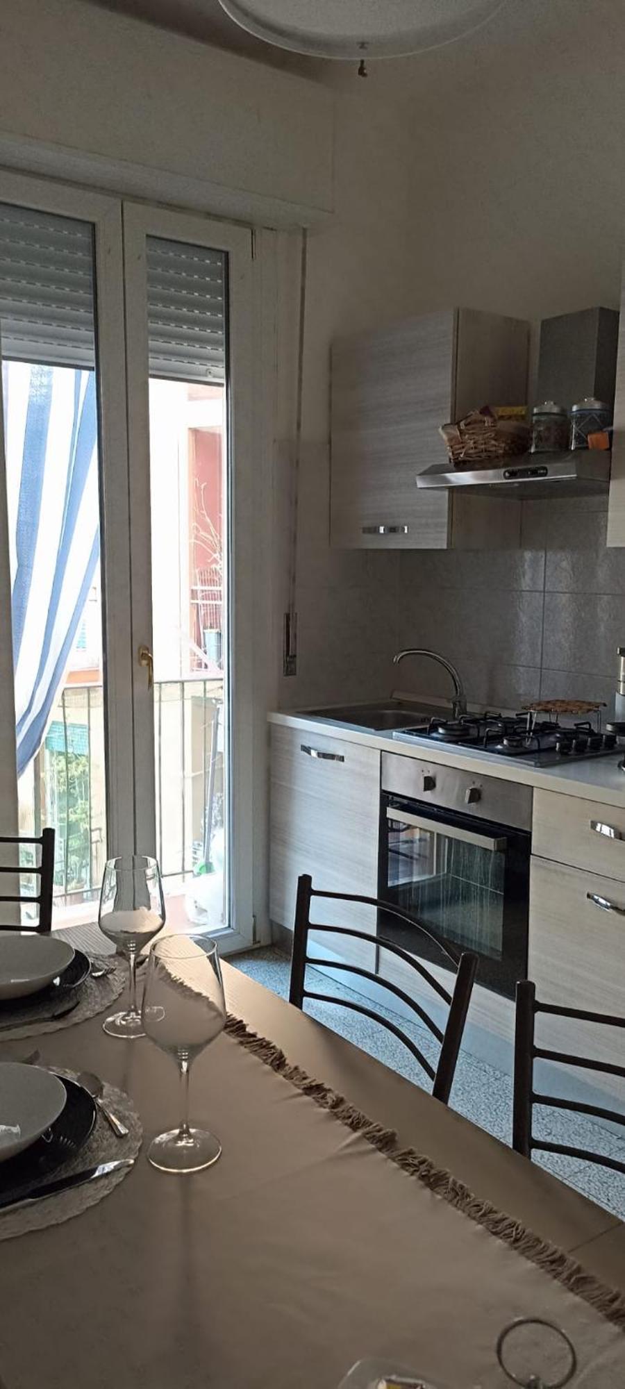 Appartamento in centro (very close to Arena) *