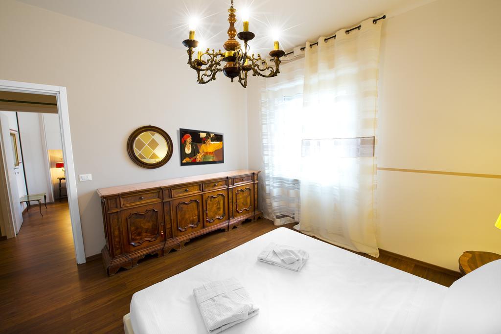 Apartment Centre