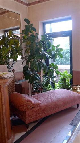 Borghetti Hotel