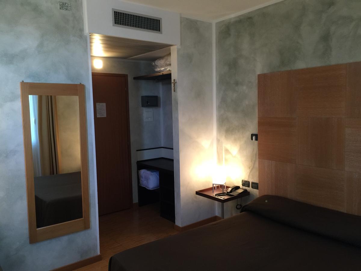 Corte Girlanda Affittacamere 3*