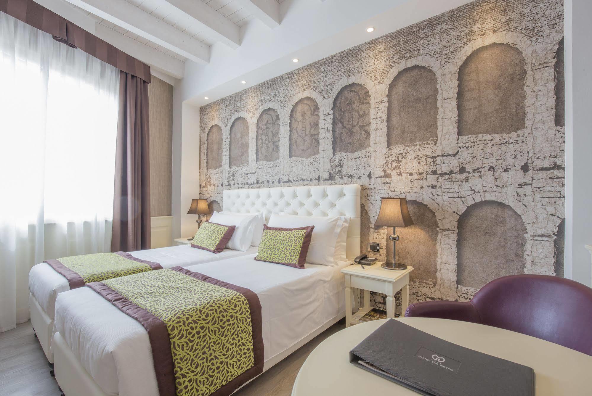 San Pietro Hotel 4*
