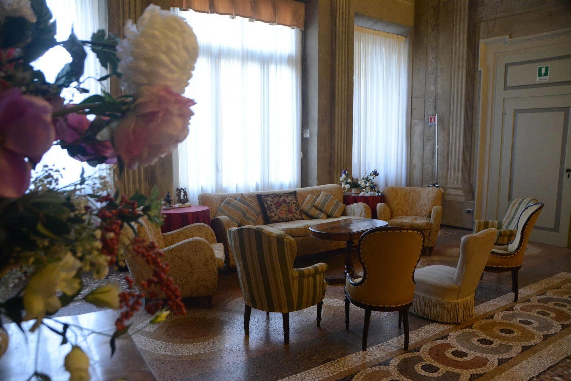 Bed and breakfast B&B Palazzo Camozzini 3*