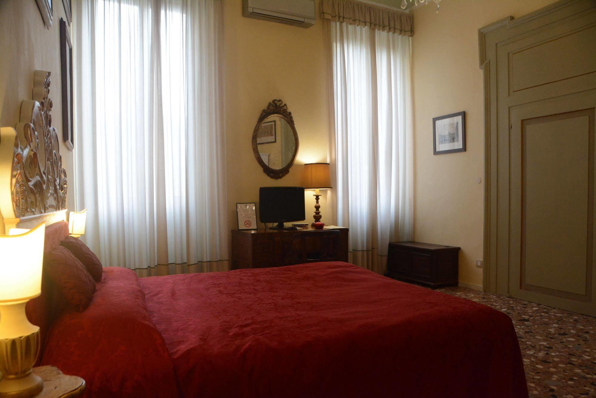 B&B Palazzo Camozzini Bed and breakfast Verona